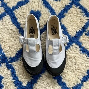 Vans Mary Janes in Coated Canvas
